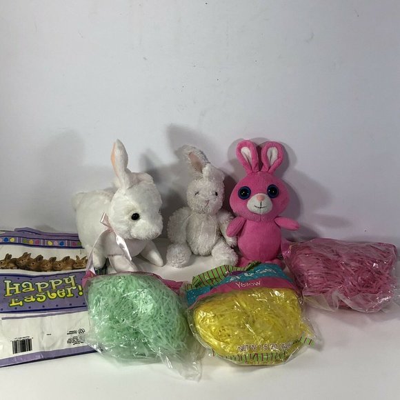 Mix 3 Easter Bunny Plush toys Easter Grass & Bags - Picture 6 of 6